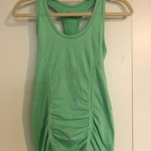 Athleta speed light tank in light green